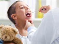 Evaluating the Pros and Cons of Using Minute Clinics